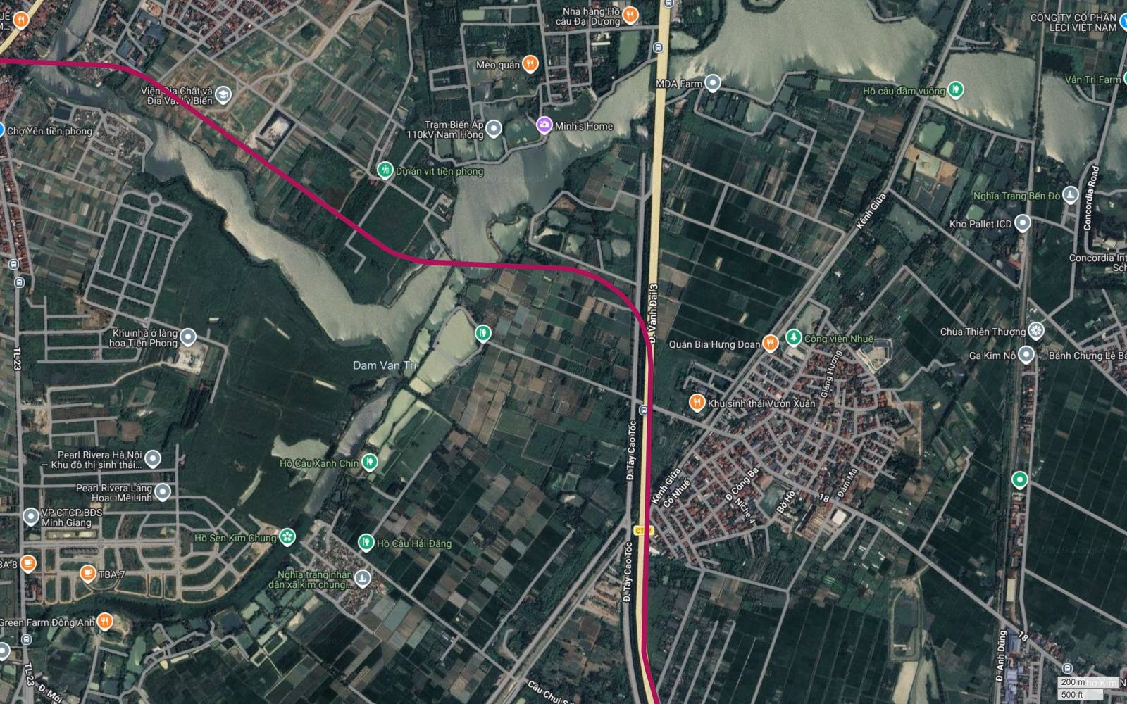 Hành lang tuyến metro số 18 chạy dọc dải cao tốc CT.07 Vành Đai 3, phía đông là nhãn Ga Kim Nỗ của đường sắt quốc gia hiện hữu
