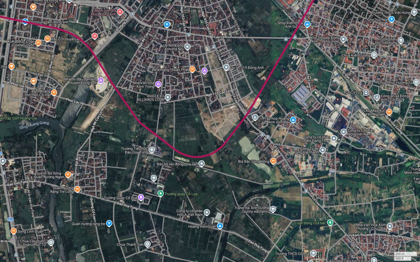 Vạch tim tuyến metro số 18 cắt qua hành lang đường sắt quốc gia hiện hữu ở phía nam Bệnh viện Đa khoa Đông Anh, khu vực Uy Nỗ